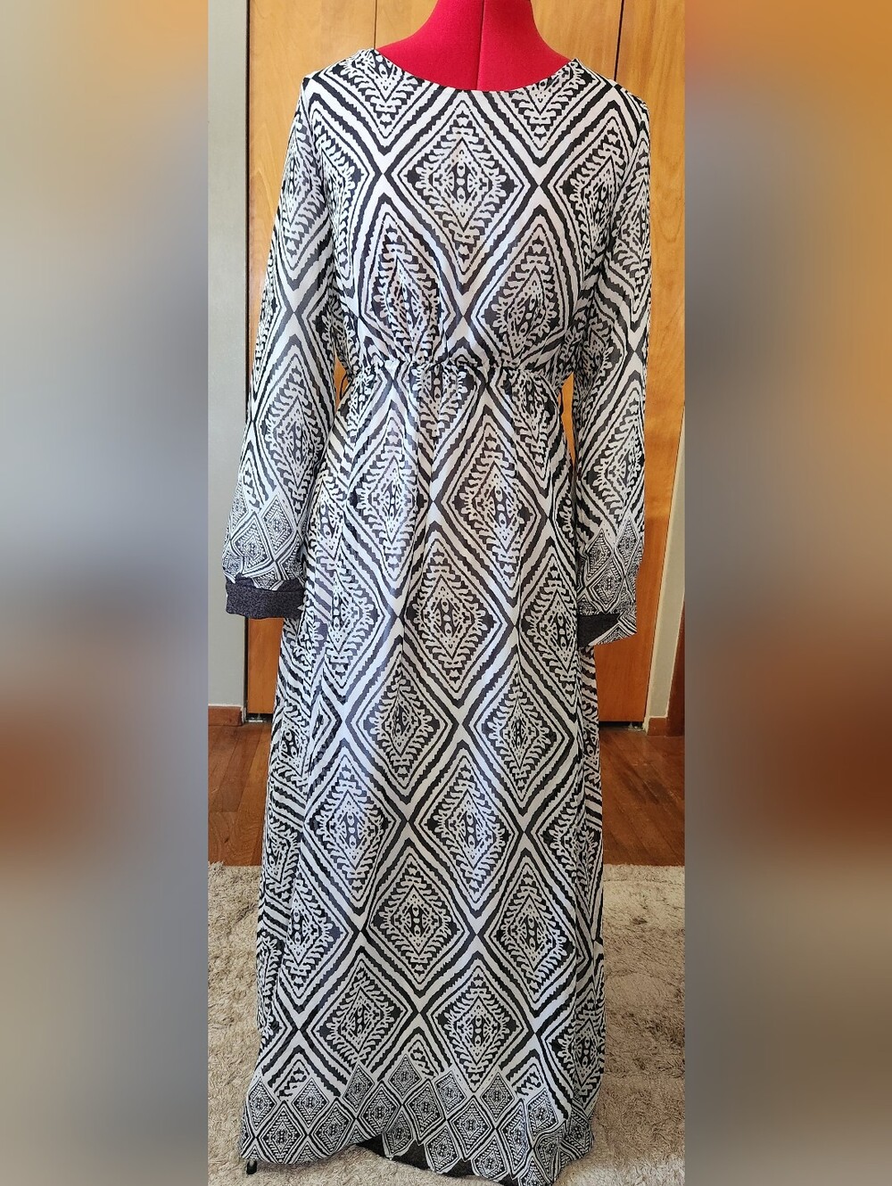 Black & White Geometric Maxi Dress with Elastic Waist